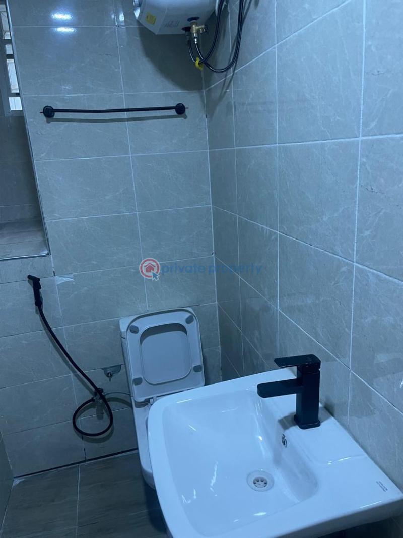 3 bedroom House For Sale Karmo Abuja Phase 3  - 6