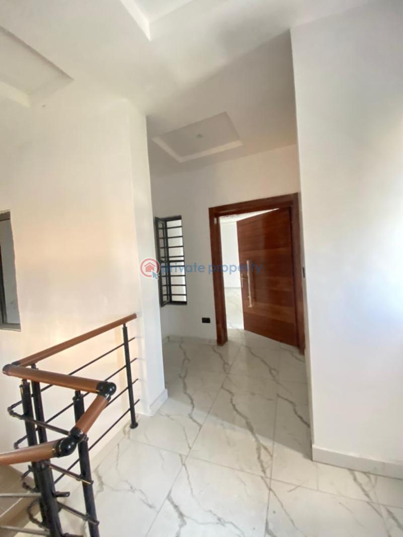 3 bedroom apartments with bq - 15 3 bedroom Shared Apartment For Sale Ikota Lekki Lagos - 15