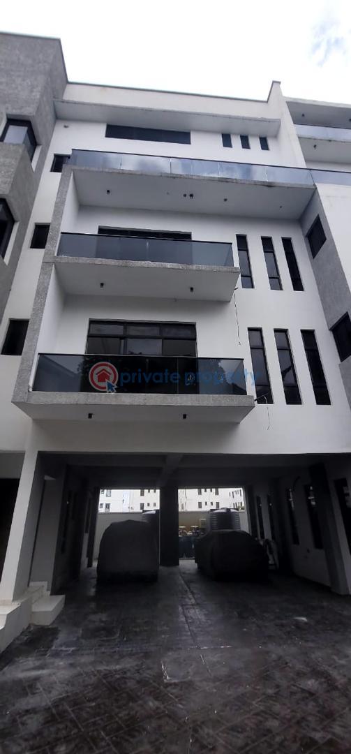 3 bedroom Shared Apartment For Sale Mojisola Onikoyi Estate Lagos - 0
