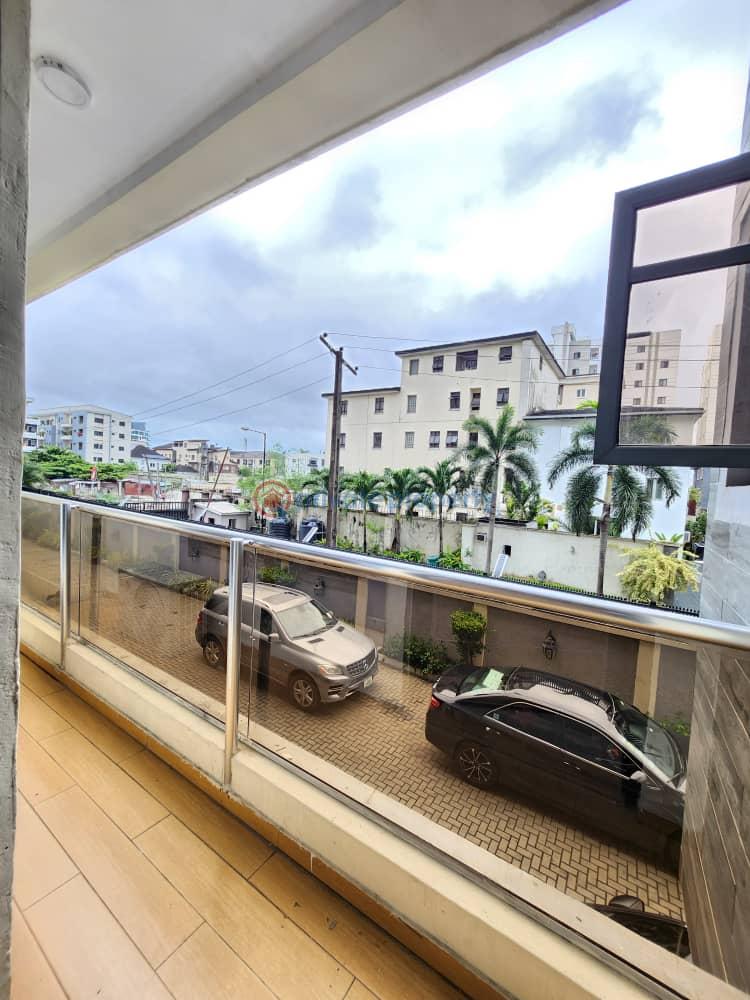 3 bedroom Block Of Flats For Rent Ikoyi Lagos - 4