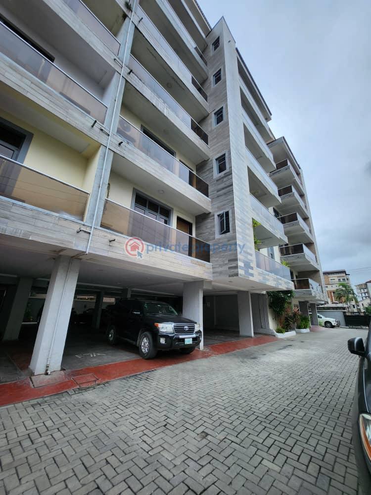 3 bedroom Block Of Flats For Rent Ikoyi Lagos - 1