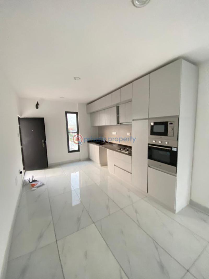 3 bedroom Shared Apartment For Rent Lekki Phase 1 Lagos - 11