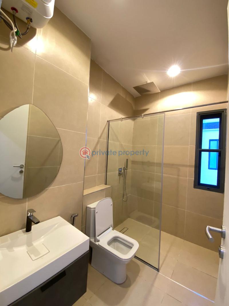 3 bedroom apartments with swimming pool, elevator and a rooftop lounge - 1 3 bedroom Shared Apartment For Sale Lekki Phase 1 Lagos - 1