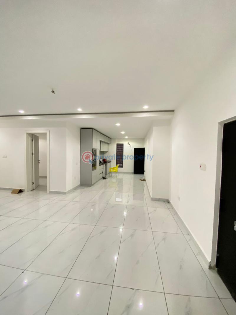 3 bedroom apartments with swimming pool, elevator and a rooftop lounge - 8 3 bedroom Shared Apartment For Sale Lekki Phase 1 Lagos - 8