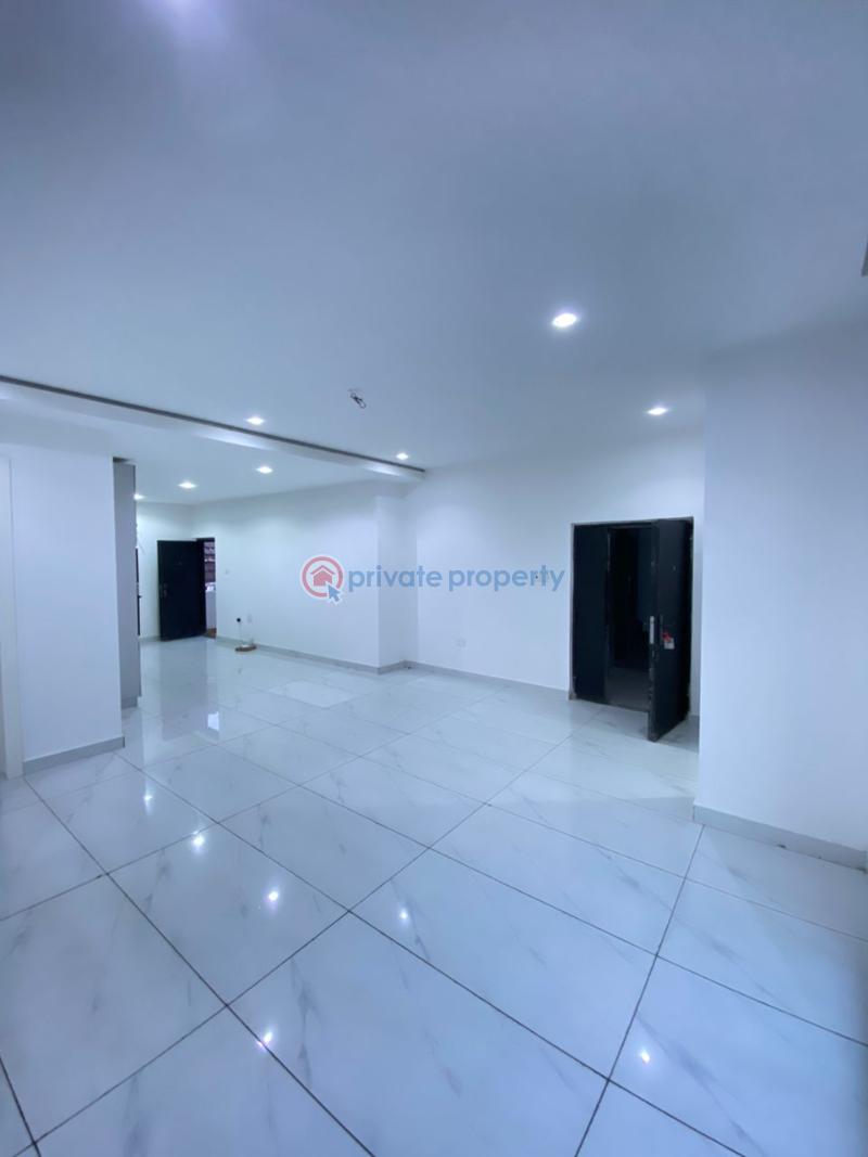 3 bedroom apartments with swimming pool, elevator and a rooftop lounge - 3 3 bedroom Shared Apartment For Sale Lekki Phase 1 Lagos - 3