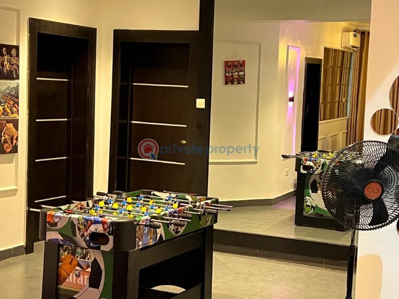 3 bedroom Shared Apartment For Rent Oniru Victoria Island Lagos - 1