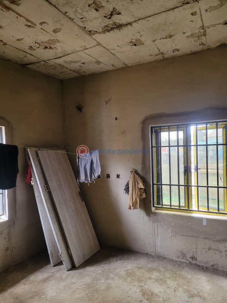 3 bedroom Block Of Flats For Sale Kaura Abuja Phase 2  - 2