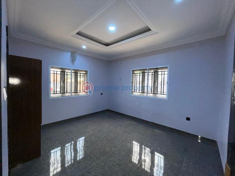 3 bedroom Detached Bungalow For Rent Alalubosa Gra, Ibadan Alalubosa Ibadan Oyo - 2