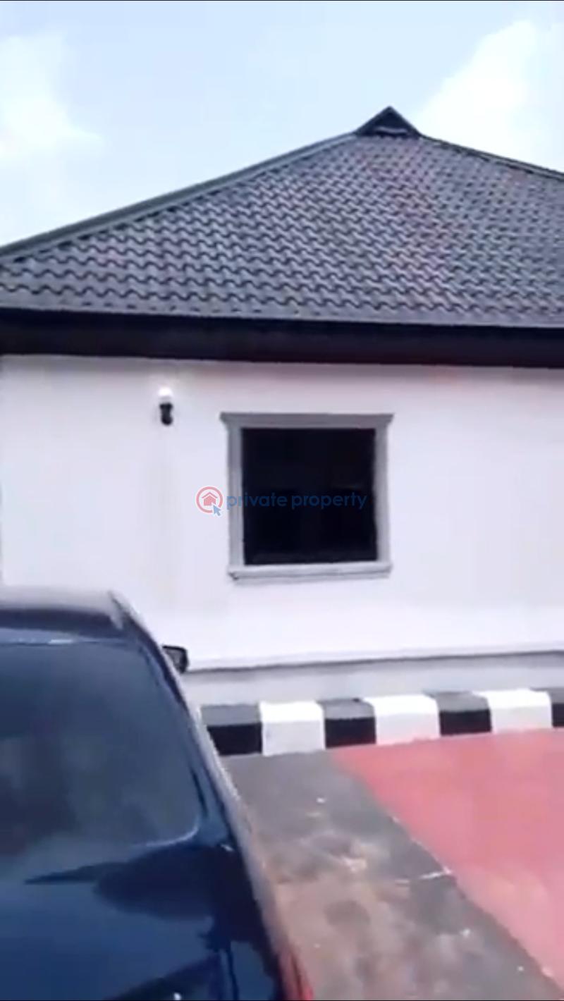 Bungalow For Sale Off Upper Mission Extension, Benin City Benin Edo - 1