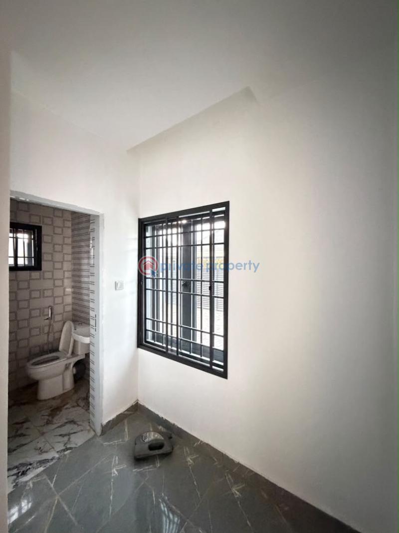3 bedroom Detached Bungalow For Rent Apo Mechanic Apo Abuja Phase 2  - 5