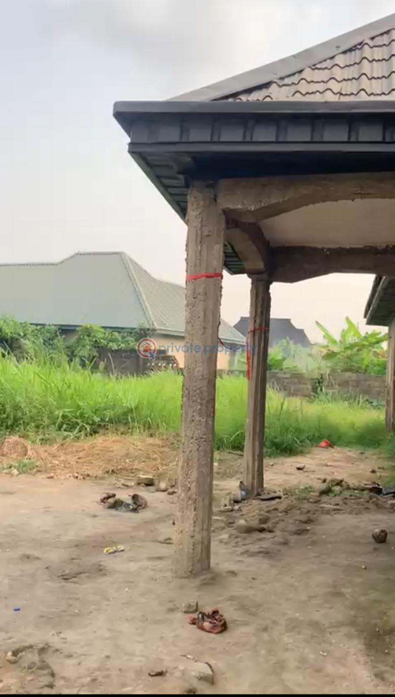 4 bedroom Detached Bungalow For Sale Mowe Obafemi Owode Ogun - 5