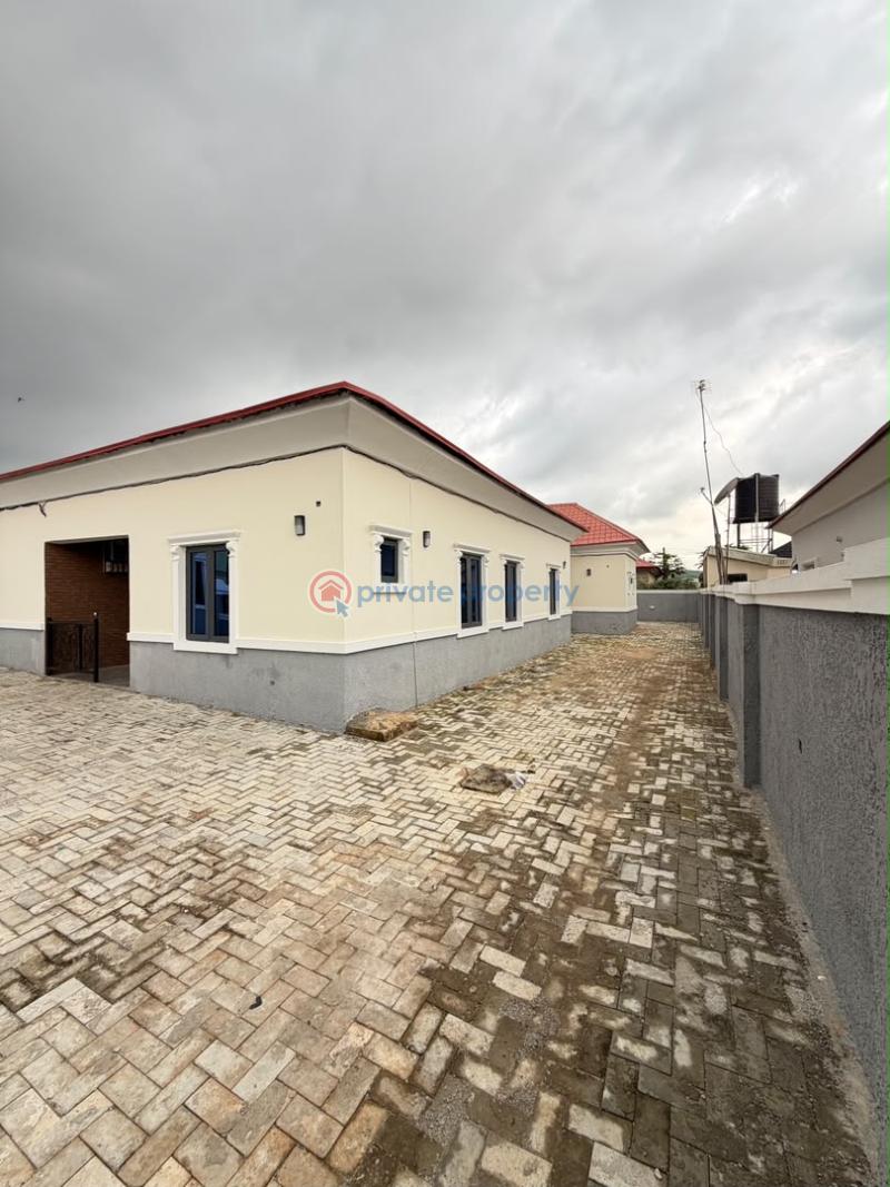 3 bedroom Detached Bungalow For Rent Apo Mechanic Apo Abuja Phase 2  - 1