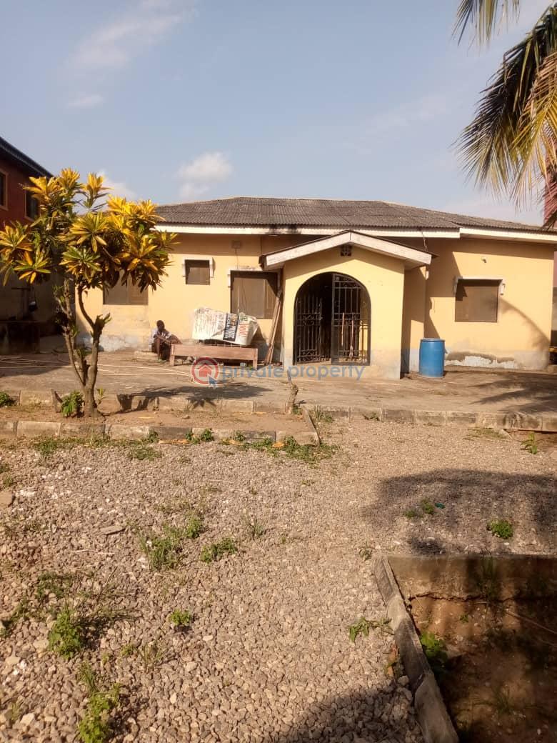 3 bedroom Detached Bungalow For Sale Eyita Ikorodu Lagos - 2