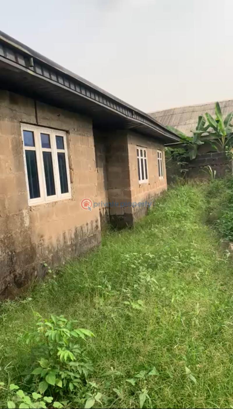 4 bedroom Detached Bungalow For Sale Mowe Obafemi Owode Ogun - 4
