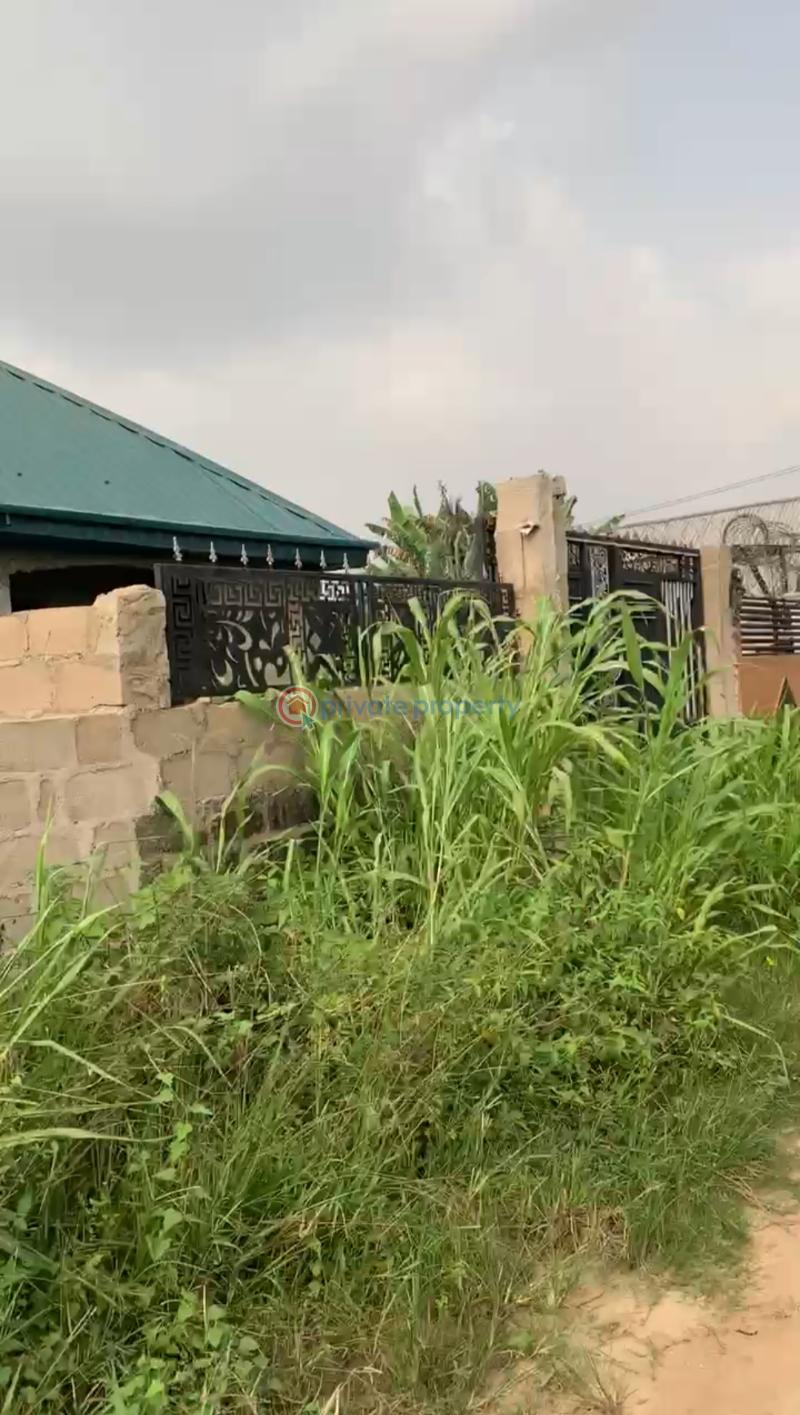 4 bedroom Detached Bungalow For Sale Mowe Obafemi Owode Ogun - 2
