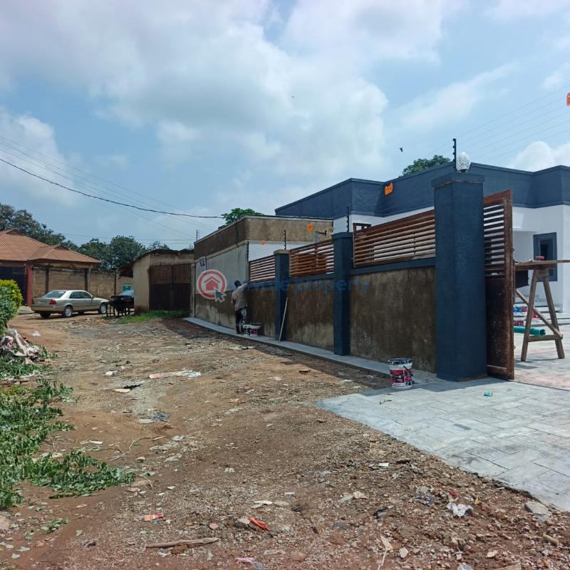 3 bedroom Detached Bungalow For Sale Baptist Grammar School Area Idiishin Extension Ibadan. Akobo Ibadan Oyo - 20