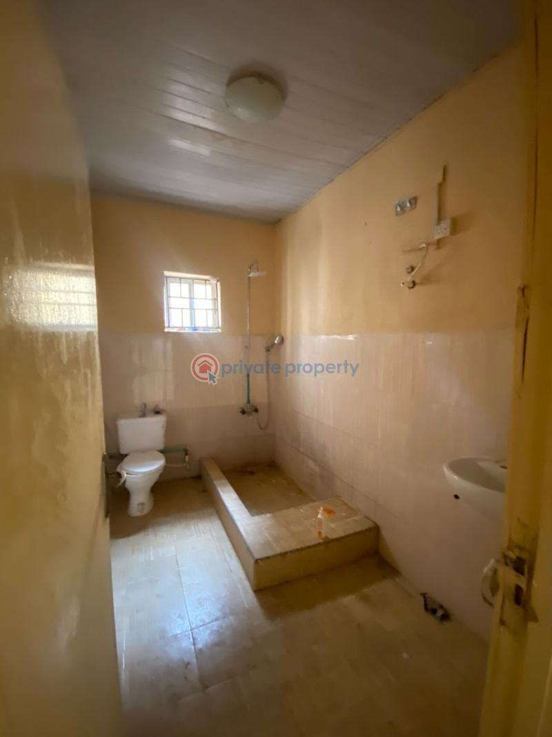 For rent 3 bedroom Bungalow Carlton Gate Estate Akobo Ibadan Oyo (PID