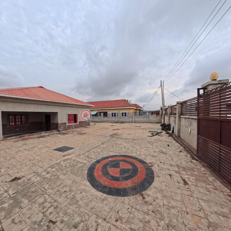 3 bedroom Bungalow For Sale Asero Housing Estate. Asero Abeokuta Ogun - 4