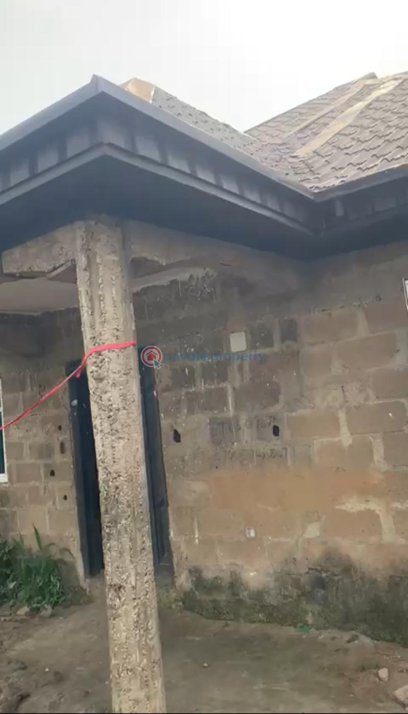 4 bedroom Detached Bungalow For Sale Mowe Obafemi Owode Ogun - 6