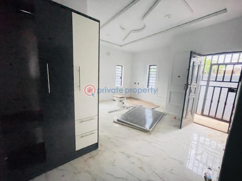 3 bedroom Bungalow For Sale Orji, Owerri, Imo State, Close To Senator Onyewuchi’s Residence. Owerri Imo - 3