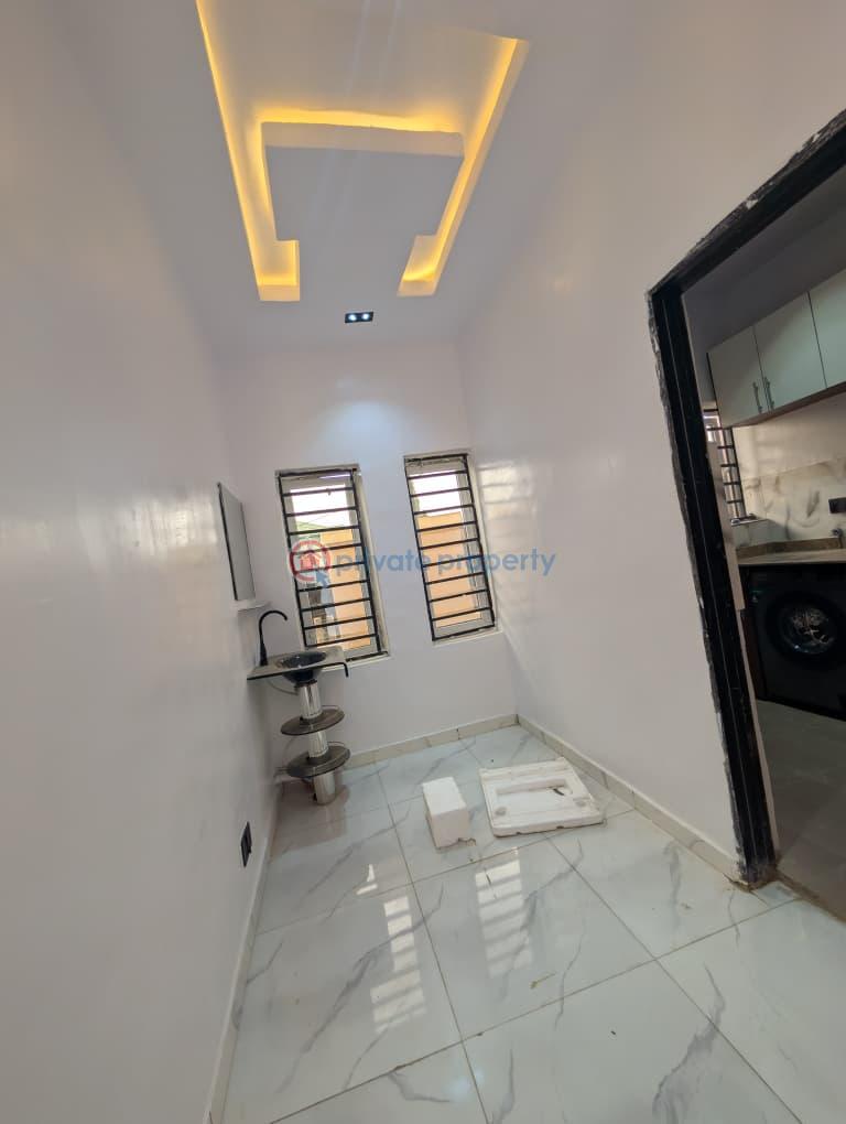 3 bedroom Bungalow For Sale Eleyele Ibadan Oyo - 12