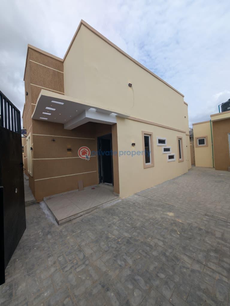 3 bedroom Bungalow For Sale Eleyele Ibadan Oyo - 1