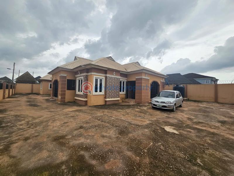 3 bedroom Bungalow For Sale Laderin Estate Oke Mosan Abeokuta Ogun - 4