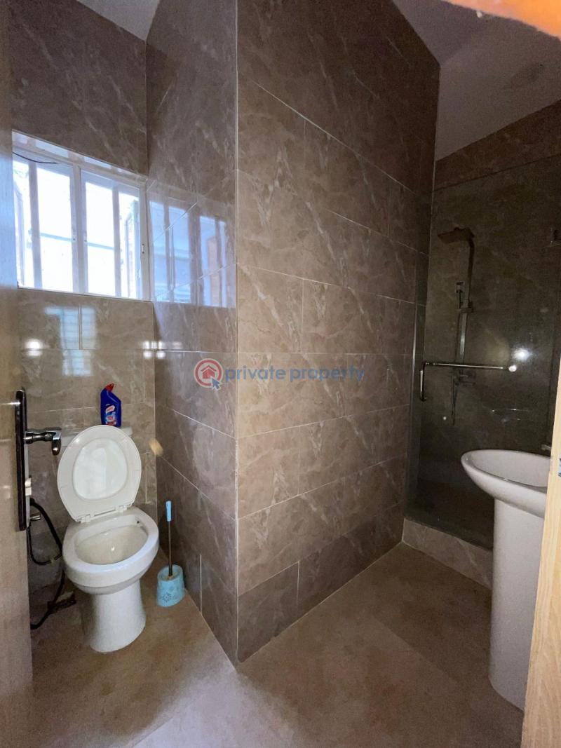 House For Sale Adeosun, Akala Akobo Ibadan Ibadan Oyo - 16