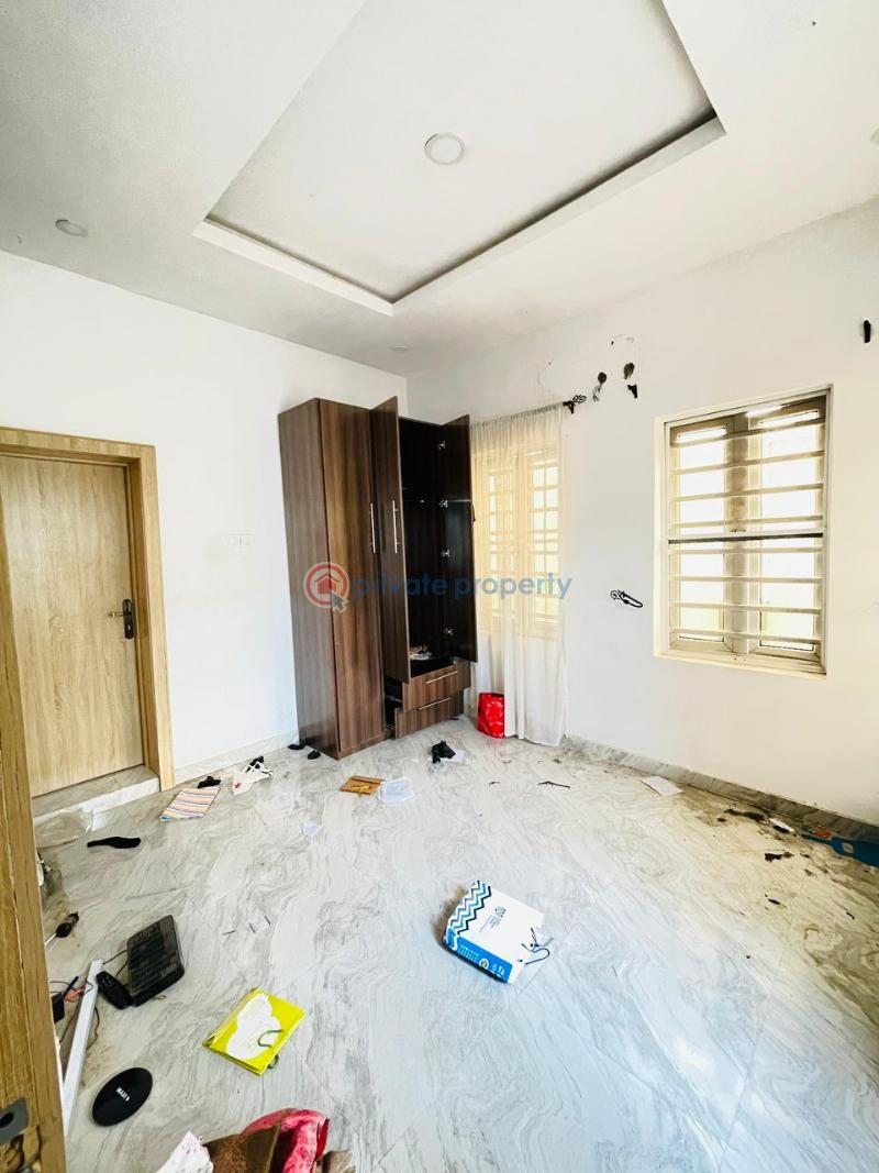 House For Sale Adeosun, Akala Akobo Ibadan Ibadan Oyo - 24