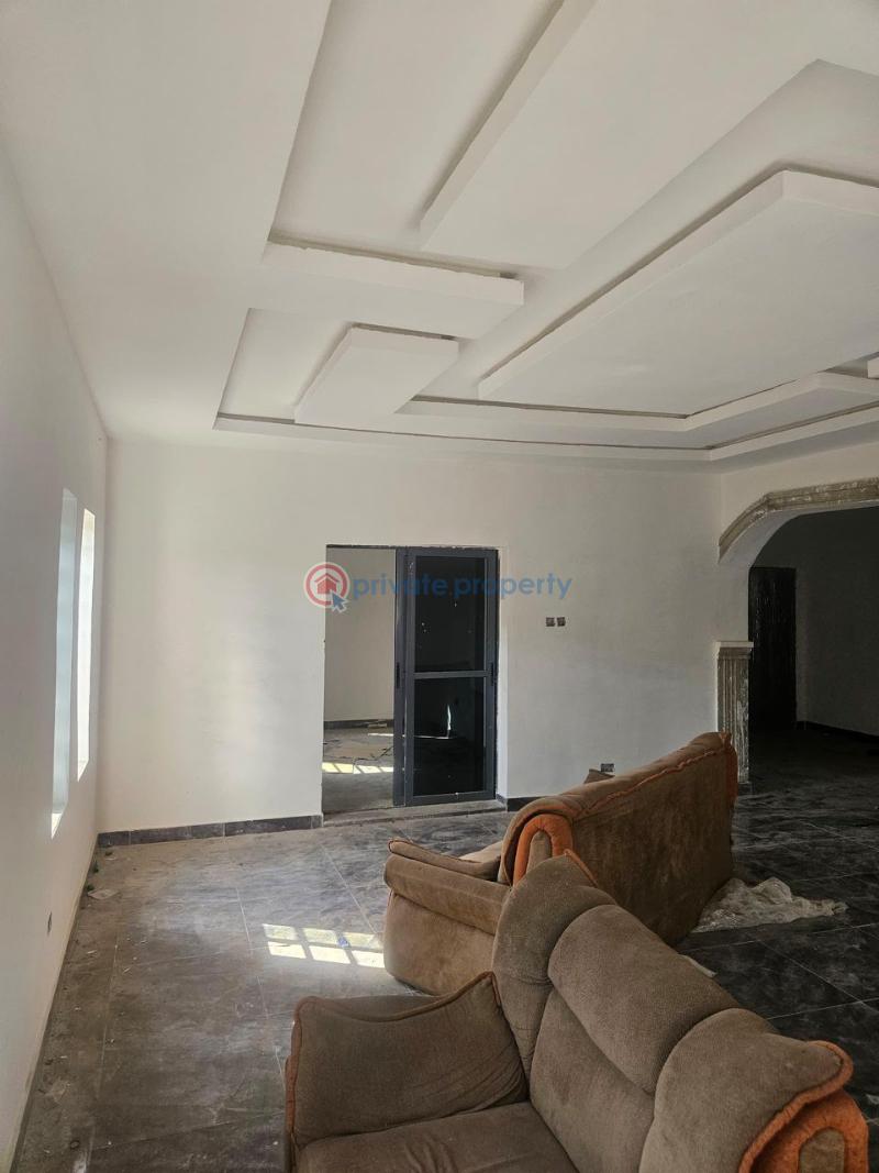 3 bedroom Flat & Apartment For Sale Olakunle Area ,akala Express Akala Express Ibadan Oyo - 8