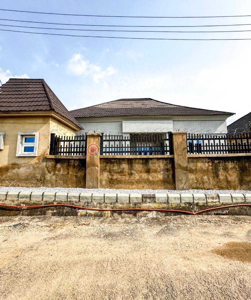 3 bedroom bungalow with 2 room bq - 1 3 bedroom Detached Bungalow For Sale Idu Industrial Abuja Phase 3  - 1
