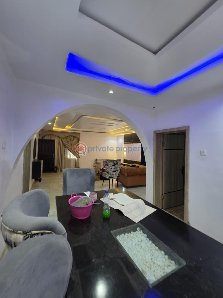 3 bedroom Detached Bungalow For Sale Adekola Iyanagbala, After Airport, Ibadan Ibadan Oyo - 10