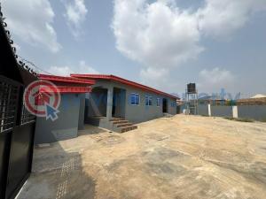 3 bedroom Detached Bungalow For Sale Achievers Estate, Ologuneru, Off Eleyele Eruwa Road, Ibadan. Eleyele Ibadan Oyo - 9