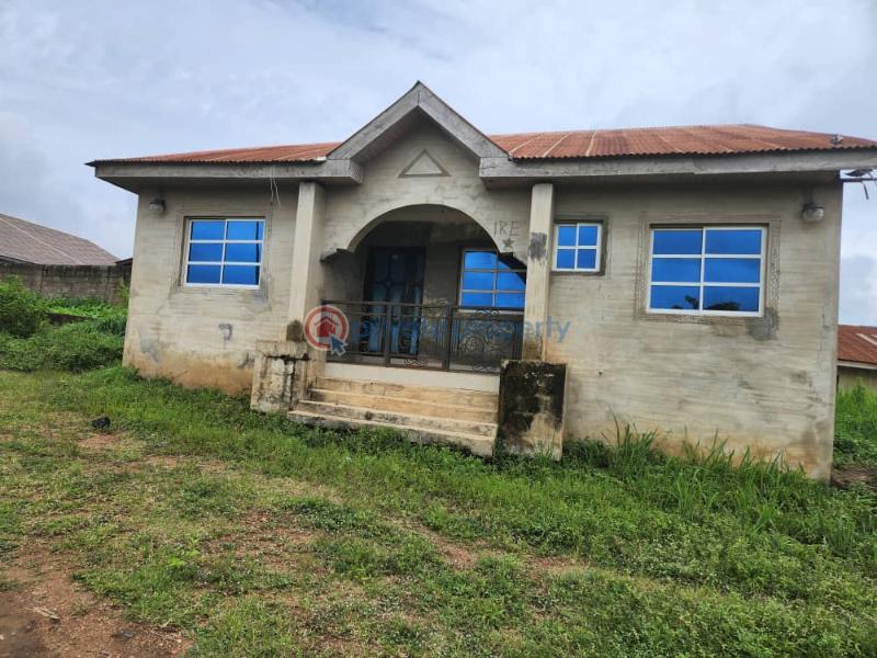 3 bedroom Detached Bungalow For Sale Olokofefe Est, Odo Ona Kekere Odo ona Ibadan Oyo - 0