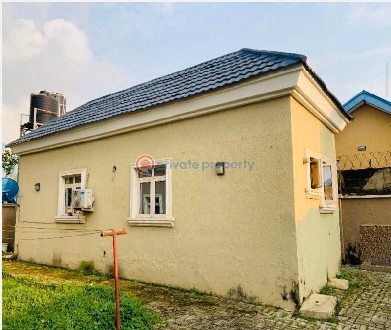 3 bedroom Detached Bungalow For Sale Suncity Estate Galadimawa Abuja Phase 3  - 3