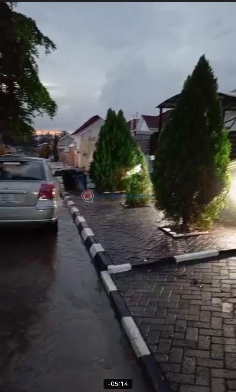 For sale 3 bedroom Detached Bungalow Sun City Estate Galadimawa Abuja