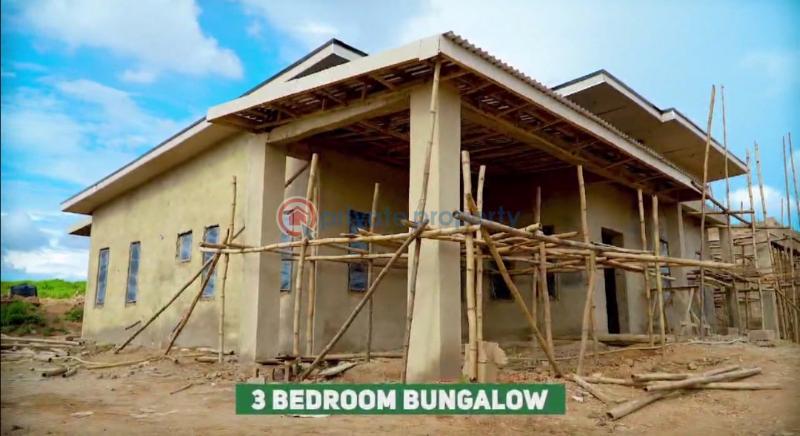 3 bedroom Bungalow For Sale Off Lagos Ibadan Ibadan Oyo - 1