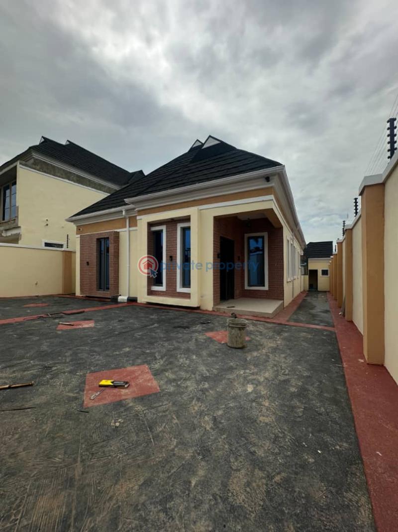 3 bedroom bungalow with bq - 0 4 bedroom Detached Bungalow For Sale Iletuntun Idishin Ibadan Oyo - 0