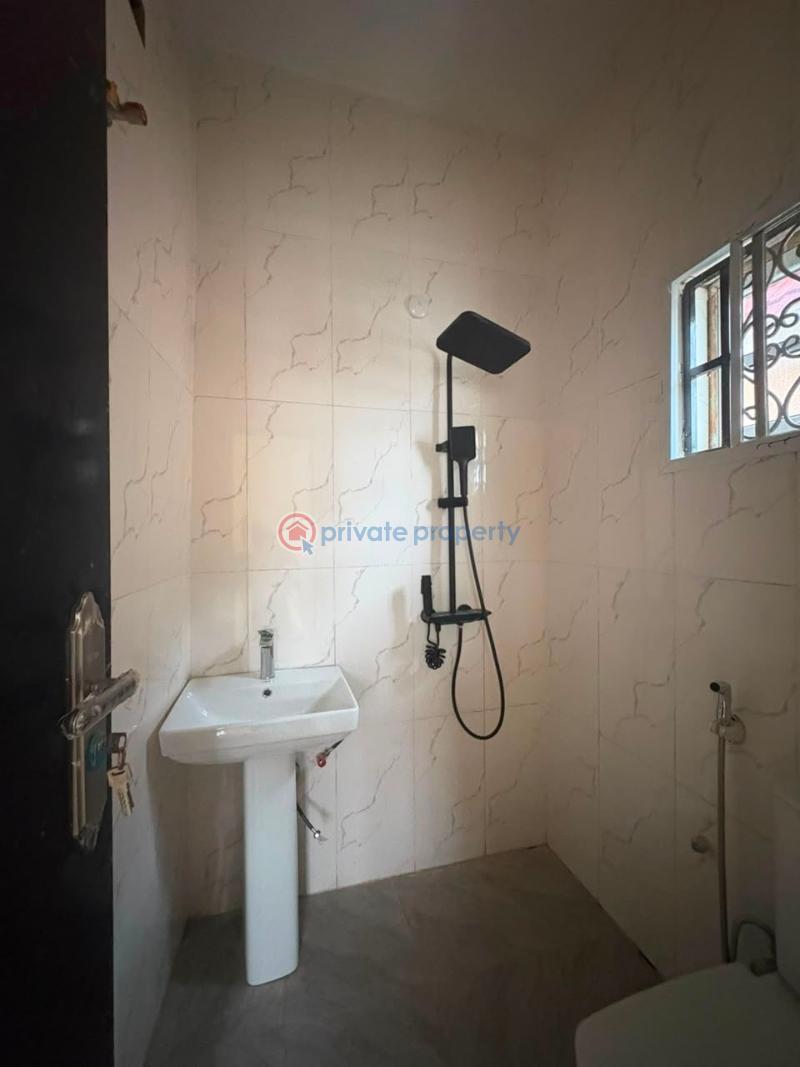 3 bedroom Bungalow For Rent Apo Abuja Phase 2  - 5