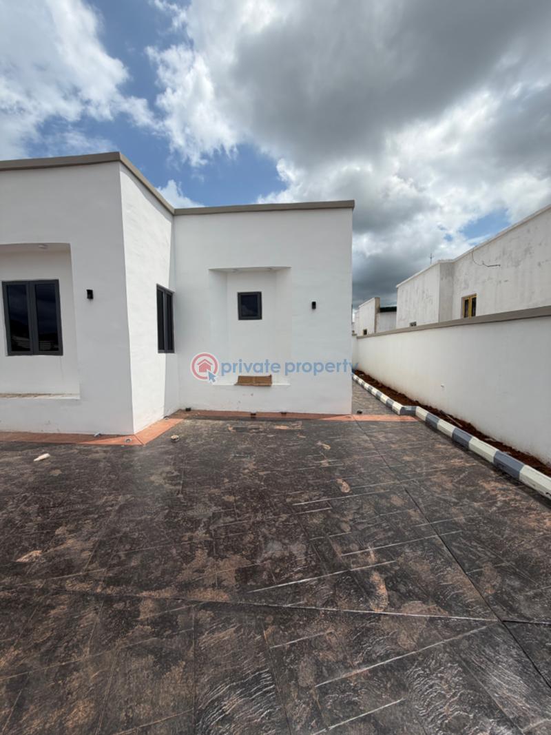 3 bedroom Detached Bungalow For Sale Nike Enugu Suburb Enugu Area  - 13