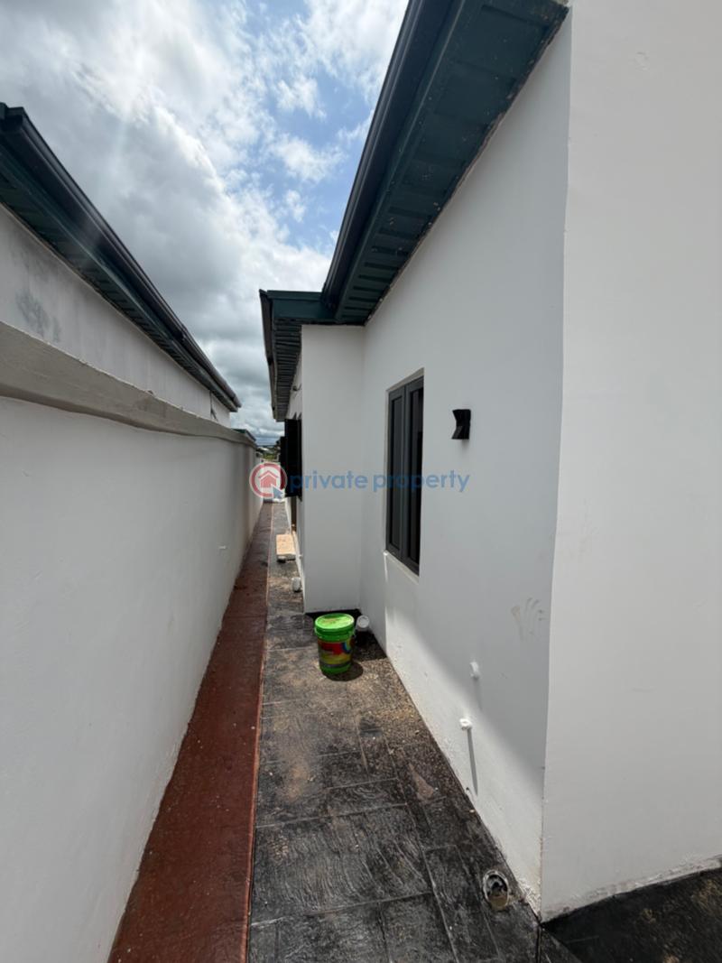 3 bedroom Detached Bungalow For Sale Nike Enugu Suburb Enugu Area  - 16