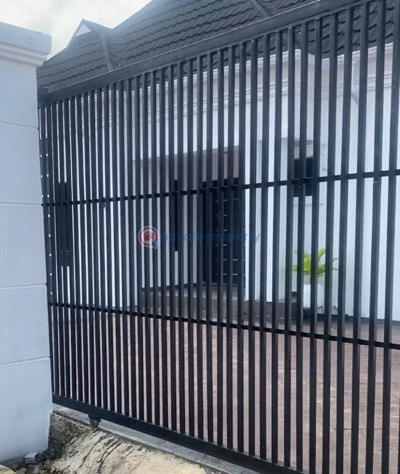 3 bedroom bungalows in mowe town - 3 3 bedroom Detached Bungalow For Sale Whitecourt Estate Mowe Ogun area  - 3