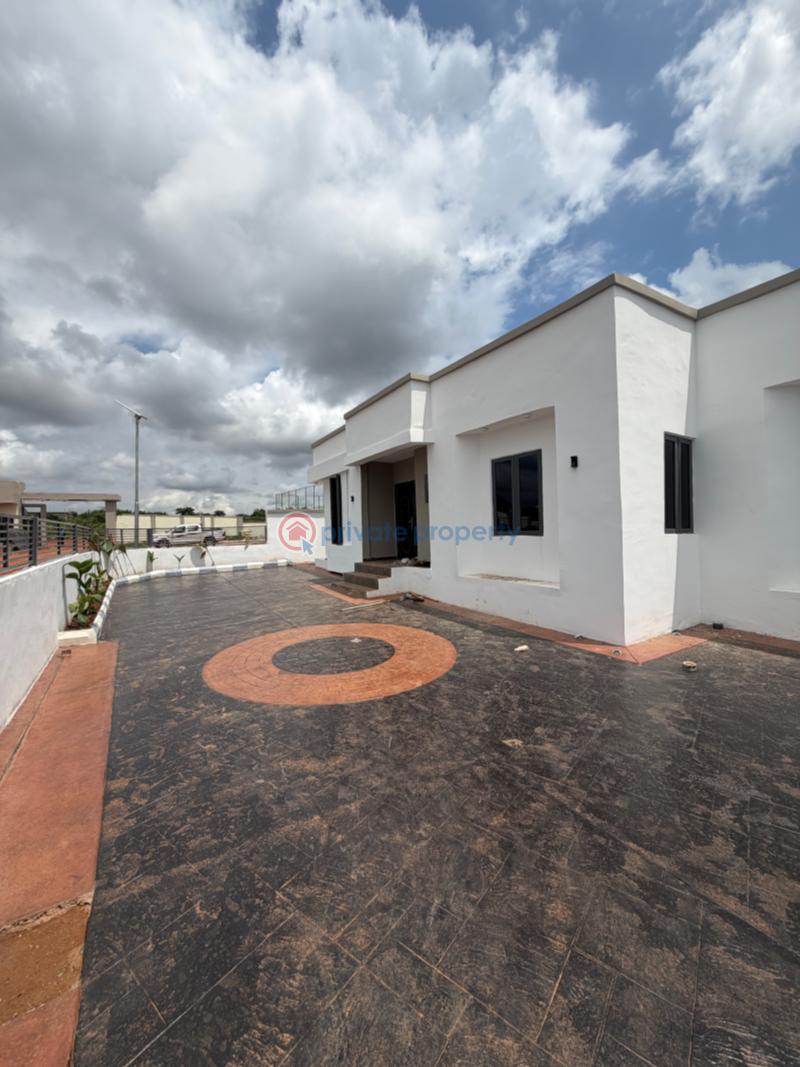3 bedroom Detached Bungalow For Sale Nike Enugu Suburb Enugu Area  - 17