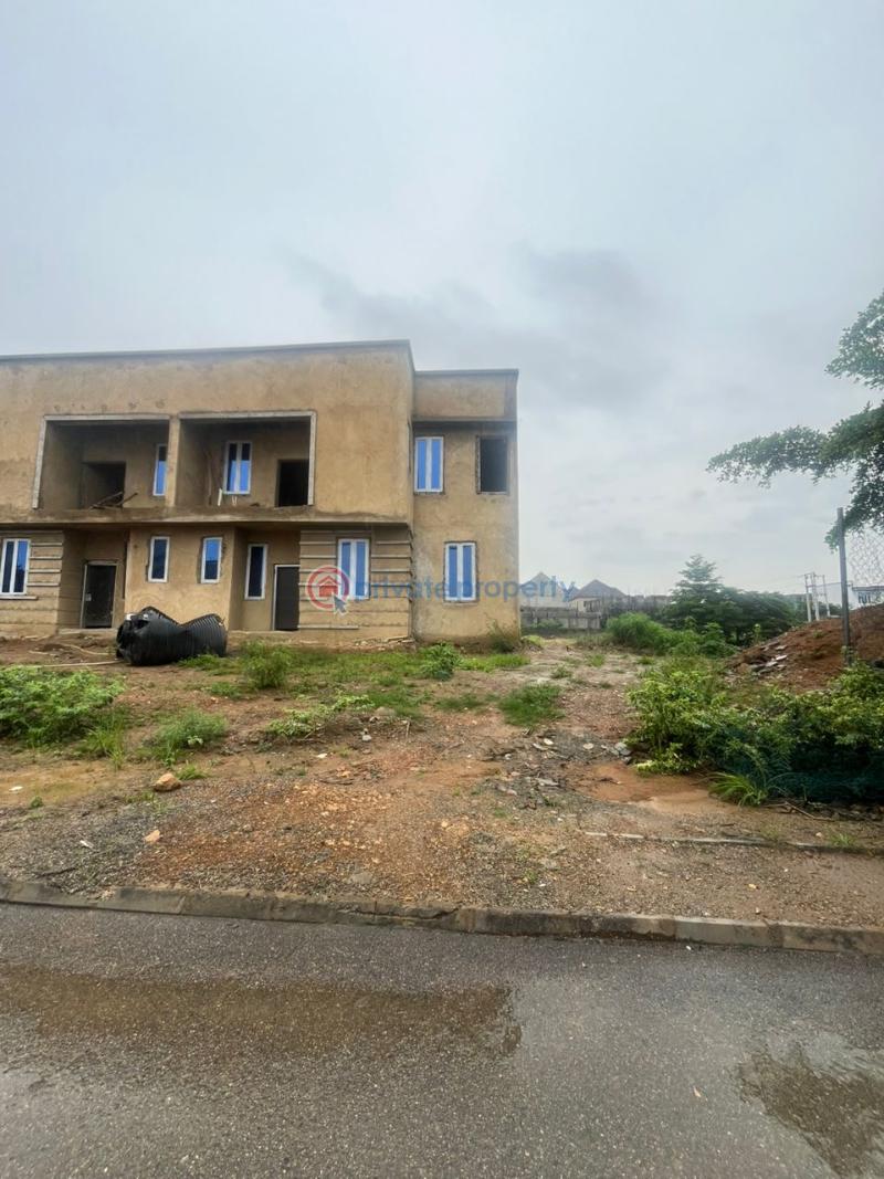 3 bedroom House For Sale Kubwa Abuja Phase 4  - 0