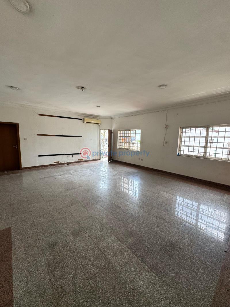 3 bedroom Commercial Property For Rent Victoria Island Lagos - 11