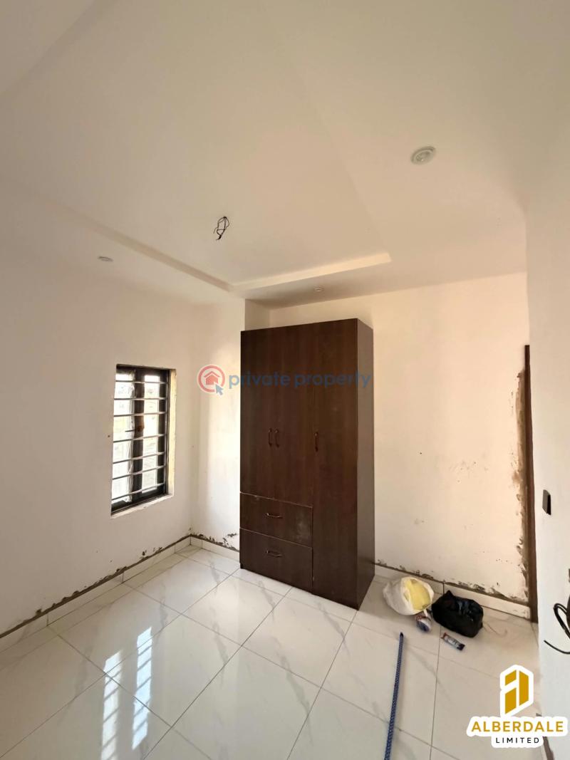 3 bedroom Flat & Apartment For Sale Gbagada Lagos - 7