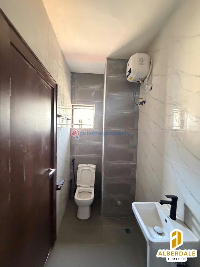 3 bedroom Flat & Apartment For Sale Gbagada Lagos - 10