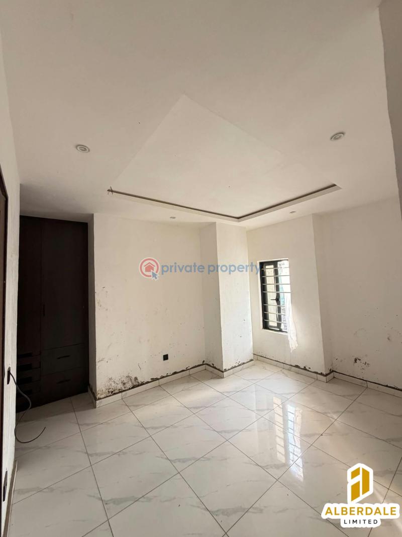 3 bedroom Flat & Apartment For Sale Gbagada Lagos - 6