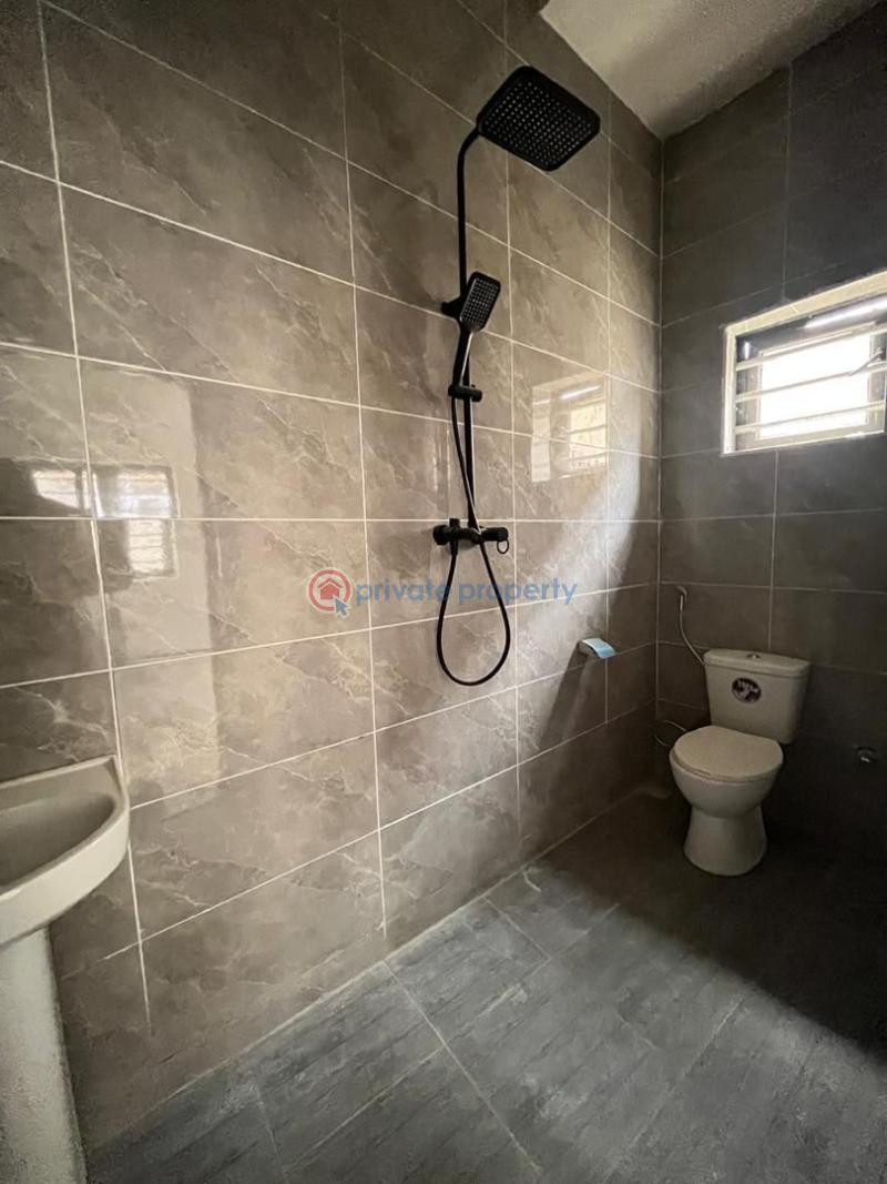 3 bedroom Detached Bungalow For Sale Apo Abuja Phase 2  - 4