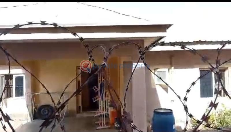 3 bedroom Detached Bungalow For Sale Aso Hills Estate / Behind Buhari International Market / Mararaba Karu Nassarawa - 1